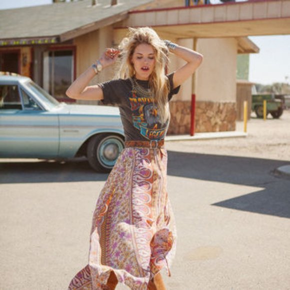 Spell Tops+Bottoms ISOs! 😍 For swapping... - Picture 4 of 9